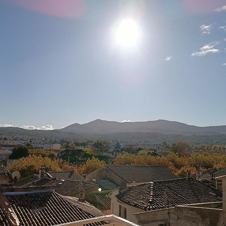 Garlaban - Linge De Qualite - Fibre - Confort - Coeur De Ville Gardanne Dış mekan fotoğraf