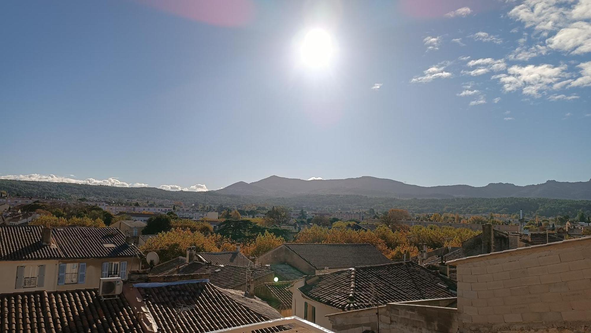 Garlaban - Linge De Qualite - Fibre - Confort - Coeur De Ville Gardanne Dış mekan fotoğraf